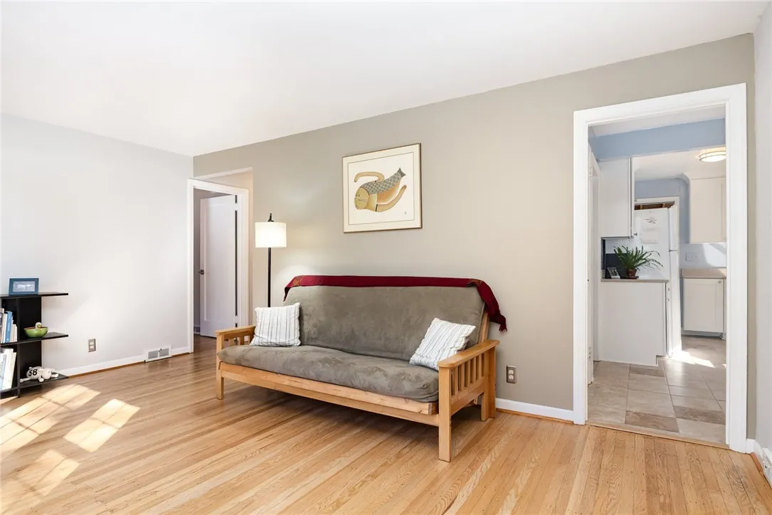 96 Fairlea Drive, Irondequoit, New York 14622, Irondequoit, New York 14622, 3 Bedrooms Bedrooms, 6 Rooms Rooms,2 BathroomsBathrooms,Residential,Closed,96 Fairlea Drive, Irondequoit, New York 14622,0,R1641450