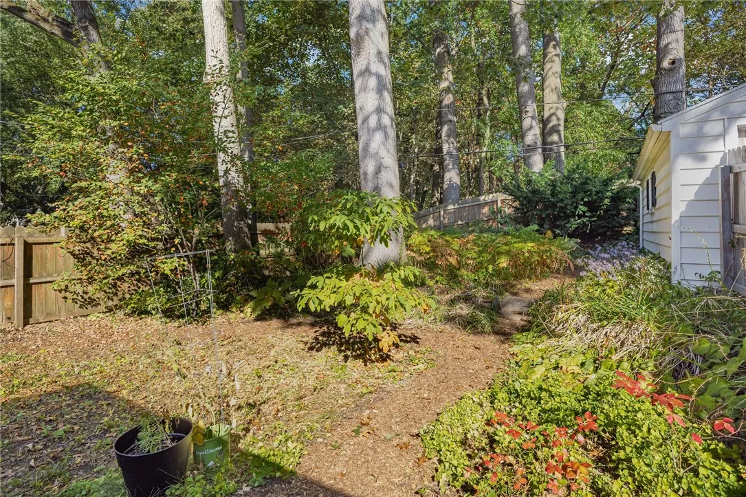 96 Fairlea Drive, Irondequoit, New York 14622, Irondequoit, New York 14622, 3 Bedrooms Bedrooms, 6 Rooms Rooms,2 BathroomsBathrooms,Residential,Closed,96 Fairlea Drive, Irondequoit, New York 14622,0,R1641450