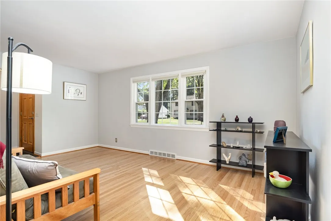 96 Fairlea Drive, Irondequoit, New York 14622, Irondequoit, New York 14622, 3 Bedrooms Bedrooms, 6 Rooms Rooms,2 BathroomsBathrooms,Residential,Closed,96 Fairlea Drive, Irondequoit, New York 14622,0,R1641450