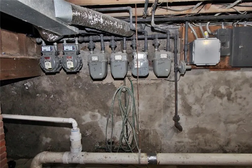 17 3rd Street, Rochester, New York 14605, Rochester, New York 14605, 6 Bedrooms Bedrooms, ,Multi Family,For Sale,17 3rd Street, Rochester, New York 14605,0,R1641695