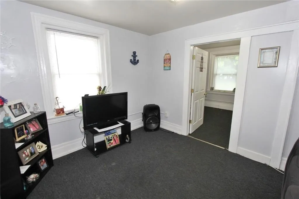 17 3rd Street, Rochester, New York 14605, Rochester, New York 14605, 6 Bedrooms Bedrooms, ,Multi Family,For Sale,17 3rd Street, Rochester, New York 14605,0,R1641695