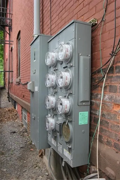 17 3rd Street, Rochester, New York 14605, Rochester, New York 14605, 6 Bedrooms Bedrooms, ,Multi Family,For Sale,17 3rd Street, Rochester, New York 14605,0,R1641695