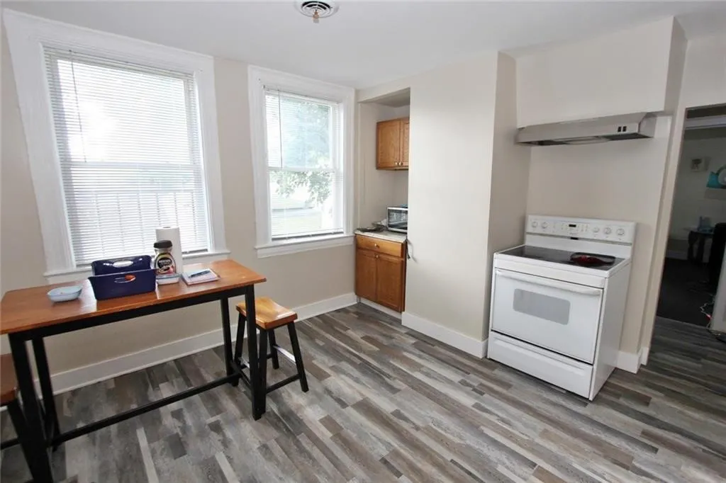 17 3rd Street, Rochester, New York 14605, Rochester, New York 14605, 6 Bedrooms Bedrooms, ,Multi Family,For Sale,17 3rd Street, Rochester, New York 14605,0,R1641695