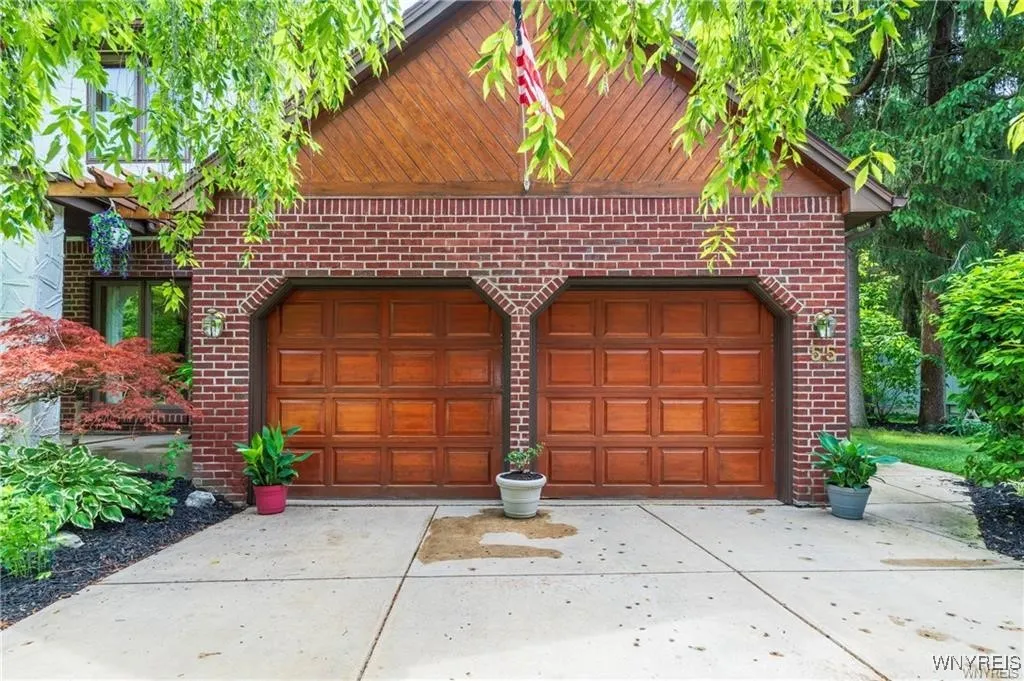 55 Twilight Lane, Amherst, New York 14051, Amherst, New York 14051, 4 Bedrooms Bedrooms, 9 Rooms Rooms,2 BathroomsBathrooms,Residential,For Sale,55 Twilight Lane, Amherst, New York 14051,0,B1641875