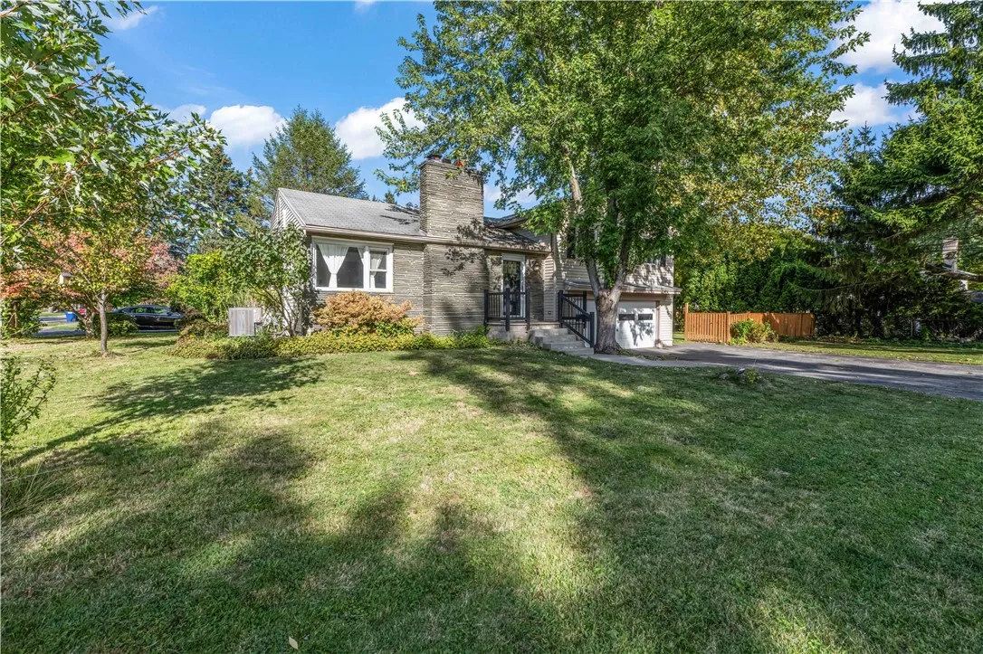 8 Clearbrook Drive, Irondequoit, New York 14609, Irondequoit, New York 14609, 4 Bedrooms Bedrooms, 7 Rooms Rooms,2 BathroomsBathrooms,Residential,Closed,8 Clearbrook Drive, Irondequoit, New York 14609,0,R1641584