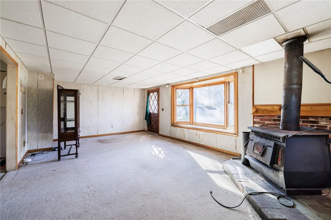 600 Lawton Road, Clarkson, New York 14468, Clarkson, New York 14468, 4 Bedrooms Bedrooms, 7 Rooms Rooms,1 BathroomBathrooms,Residential,Closed,600 Lawton Road, Clarkson, New York 14468,0,R1641555