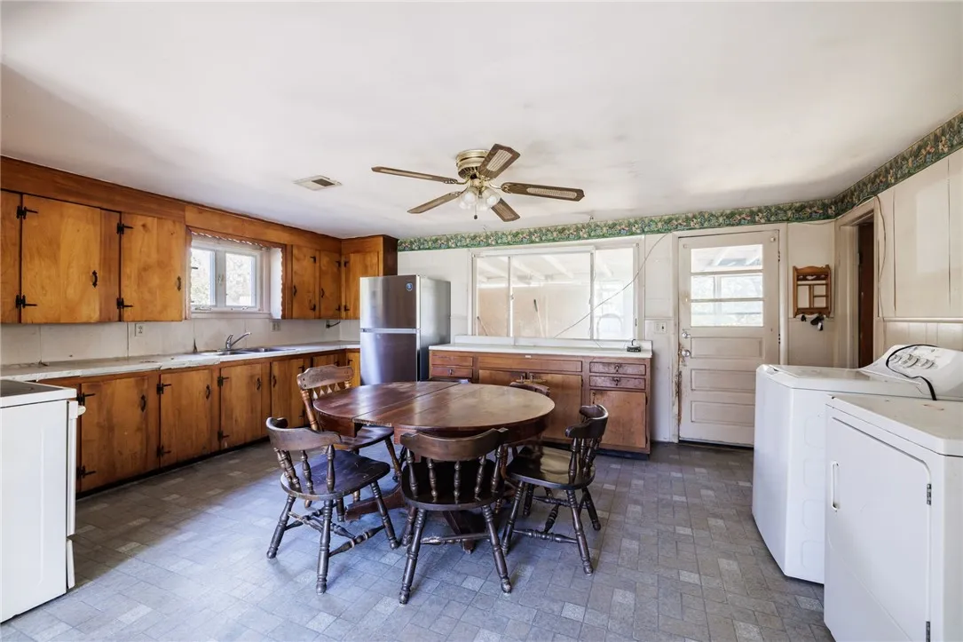 600 Lawton Road, Clarkson, New York 14468, Clarkson, New York 14468, 4 Bedrooms Bedrooms, 7 Rooms Rooms,1 BathroomBathrooms,Residential,Closed,600 Lawton Road, Clarkson, New York 14468,0,R1641555