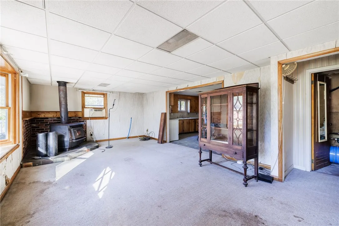 600 Lawton Road, Clarkson, New York 14468, Clarkson, New York 14468, 4 Bedrooms Bedrooms, 7 Rooms Rooms,1 BathroomBathrooms,Residential,Closed,600 Lawton Road, Clarkson, New York 14468,0,R1641555