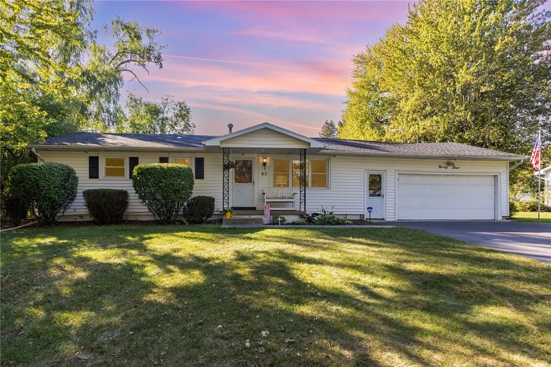 GREAT CURB APPEAL