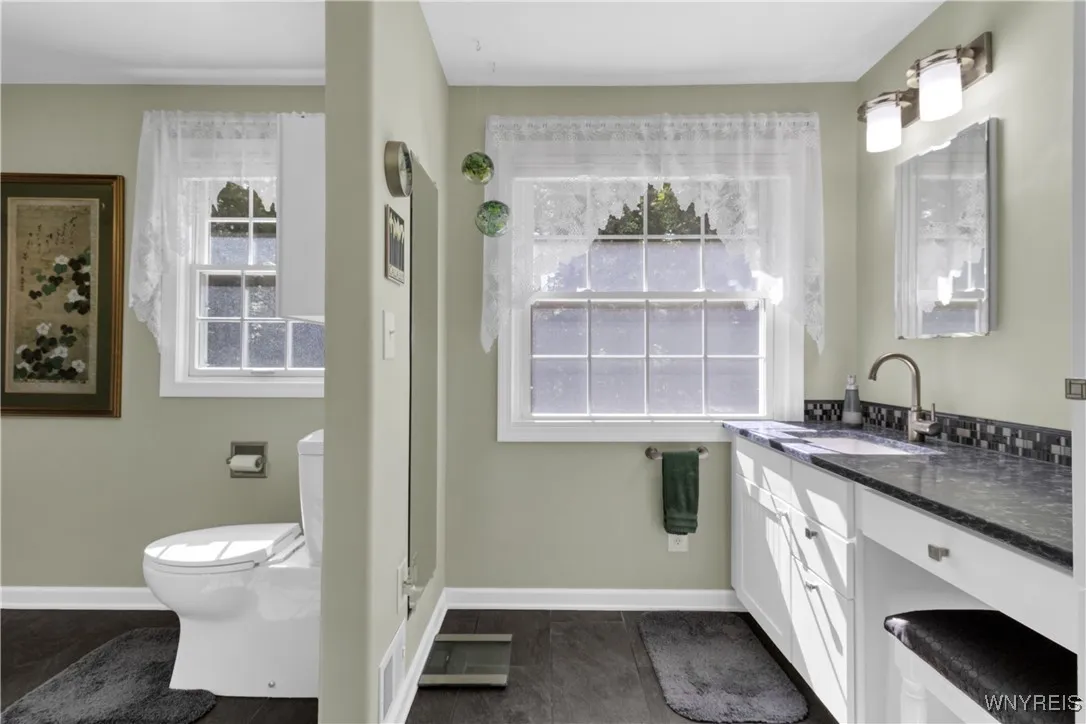 77 South Lane, Orchard Park, New York 14127, Orchard Park, New York 14127, 4 Bedrooms Bedrooms, 7 Rooms Rooms,2 BathroomsBathrooms,Residential,For Sale,77 South Lane, Orchard Park, New York 14127,0,B1641888