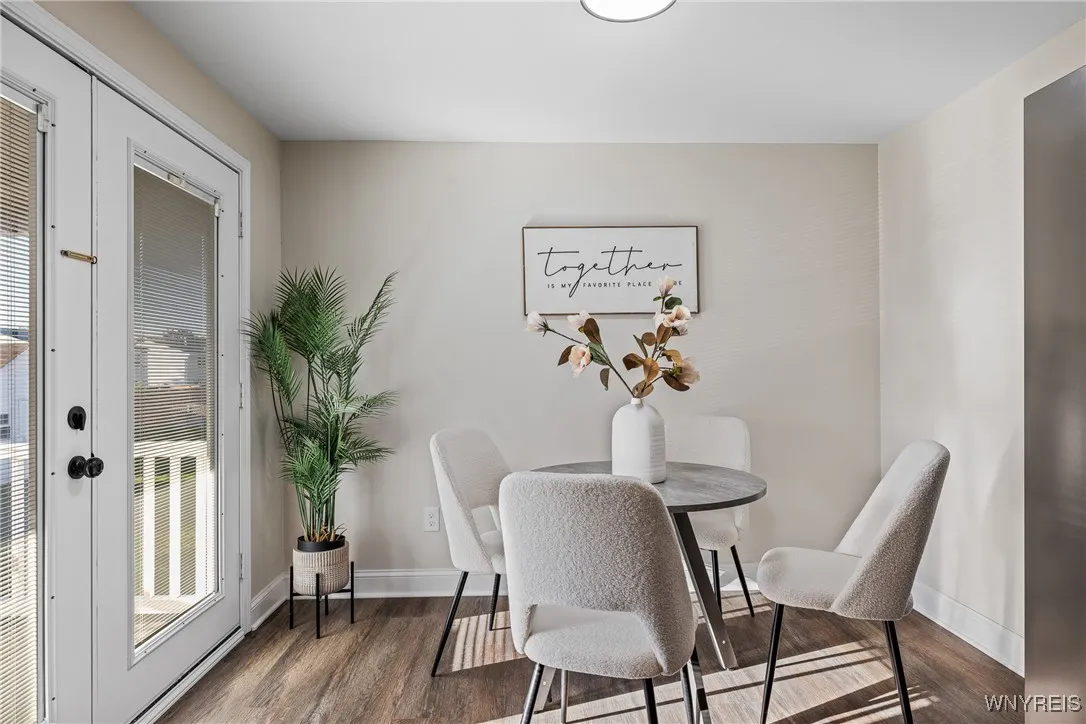 12 Thornwood Drive, Cheektowaga, New York 14227, Cheektowaga, New York 14227, 5 Bedrooms Bedrooms, 8 Rooms Rooms,2 BathroomsBathrooms,Residential,Closed,12 Thornwood Drive, Cheektowaga, New York 14227,0,B1641851