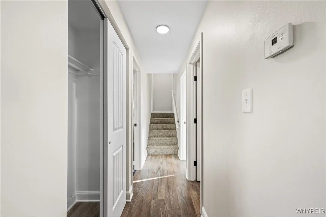 12 Thornwood Drive, Cheektowaga, New York 14227, Cheektowaga, New York 14227, 5 Bedrooms Bedrooms, 8 Rooms Rooms,2 BathroomsBathrooms,Residential,Closed,12 Thornwood Drive, Cheektowaga, New York 14227,0,B1641851