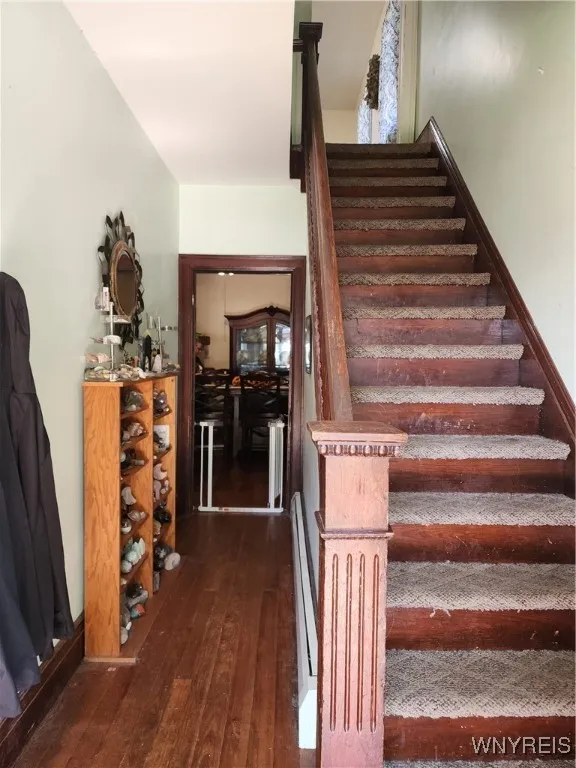 1268 Indian Church Road, West Seneca, New York 142, West Seneca, New York 14224, 5 Bedrooms Bedrooms, 8 Rooms Rooms,2 BathroomsBathrooms,Residential,For Sale,1268 Indian Church Road, West Seneca, New York 142,0,B1641362