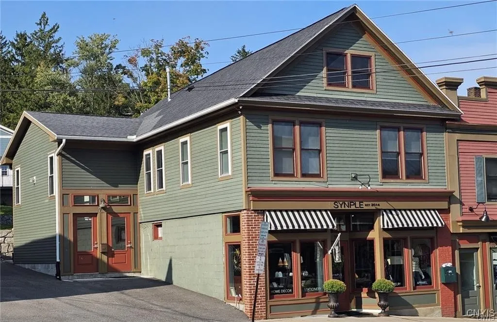 70 Main Street, Camillus, New York 13031, Camillus, New York 13031, 2 Bedrooms Bedrooms, 7 Rooms Rooms,2 BathroomsBathrooms,Residential Lease,Closed,70 Main Street, Camillus, New York 13031,0,S1641146