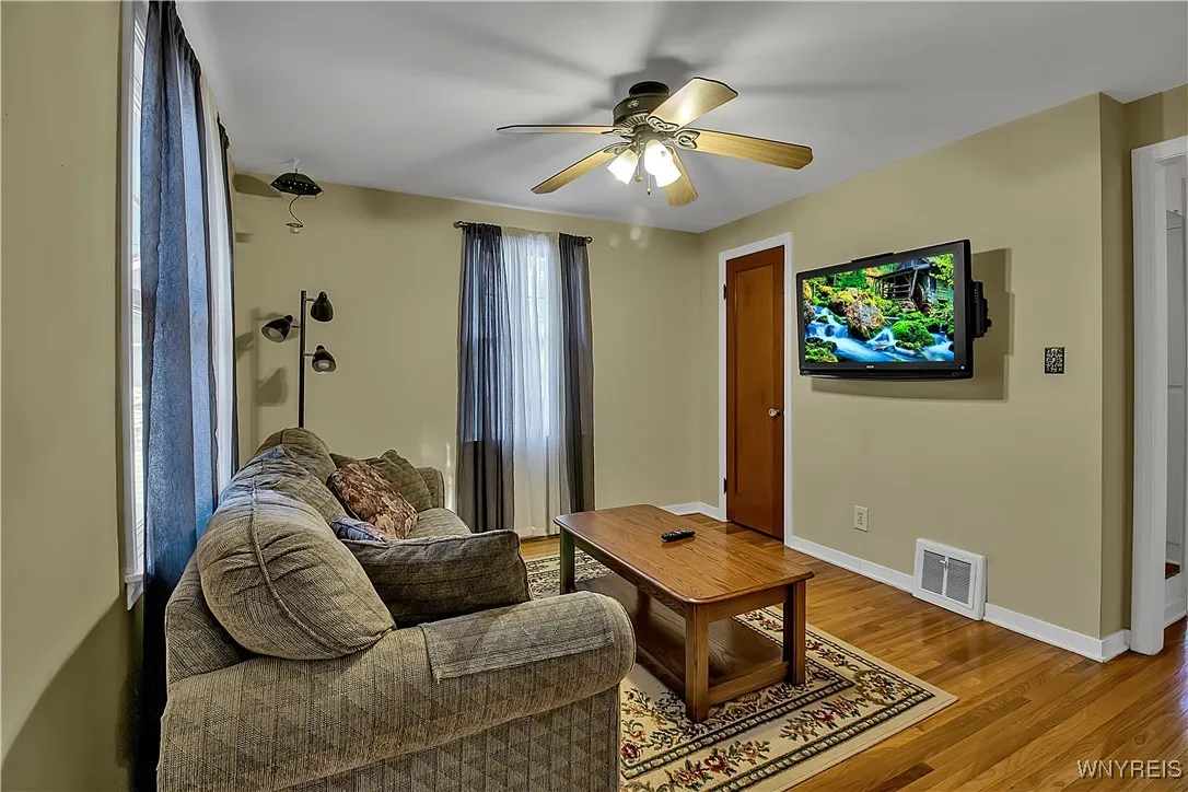 43 Oliver Place, Hamburg, New York 14075, Hamburg, New York 14075, 3 Bedrooms Bedrooms, 7 Rooms Rooms,2 BathroomsBathrooms,Residential,For Sale,43 Oliver Place, Hamburg, New York 14075,0,B1641811