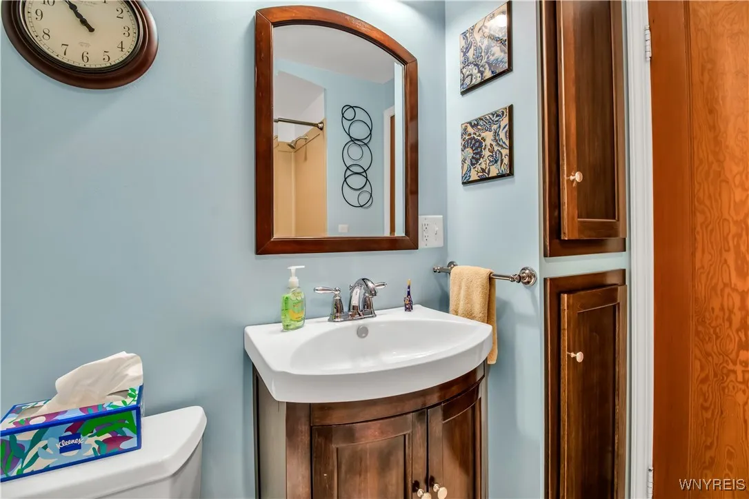 43 Oliver Place, Hamburg, New York 14075, Hamburg, New York 14075, 3 Bedrooms Bedrooms, 7 Rooms Rooms,2 BathroomsBathrooms,Residential,For Sale,43 Oliver Place, Hamburg, New York 14075,0,B1641811