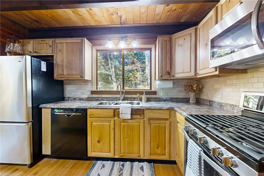 432 Hibbard Road, Big Flats, New York 14845, Big Flats, New York 14845, 3 Bedrooms Bedrooms, 9 Rooms Rooms,2 BathroomsBathrooms,Residential,Closed,432 Hibbard Road, Big Flats, New York 14845,0,R1641656