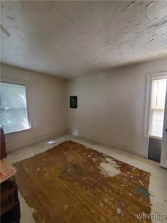 344 Richmond Avenue, Buffalo, New York 14222, Buffalo, New York 14222, 6 Bedrooms Bedrooms, 10 Rooms Rooms,2 BathroomsBathrooms,Residential,For Sale,344 Richmond Avenue, Buffalo, New York 14222,0,B1641878
