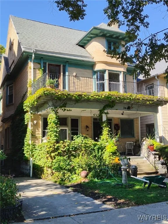 344 Richmond Avenue, Buffalo, New York 14222, Buffalo, New York 14222, 6 Bedrooms Bedrooms, 10 Rooms Rooms,2 BathroomsBathrooms,Residential,For Sale,344 Richmond Avenue, Buffalo, New York 14222,0,B1641878