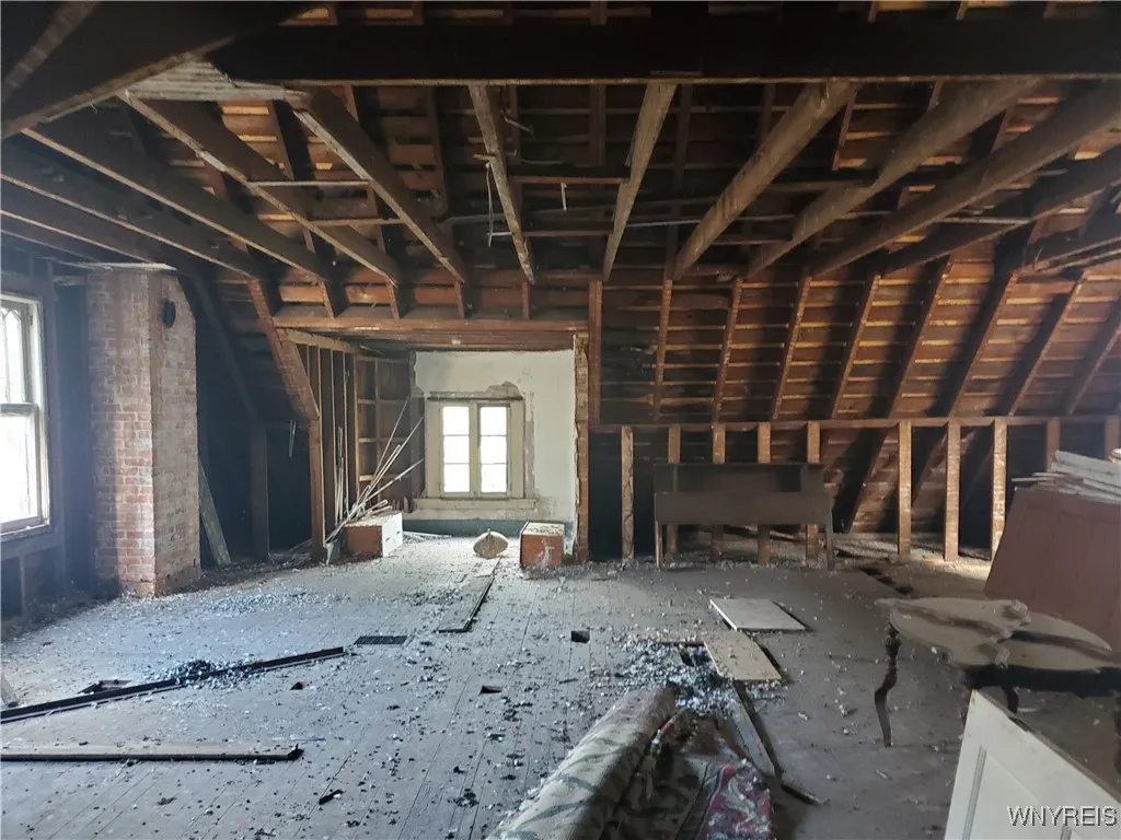 344 Richmond Avenue, Buffalo, New York 14222, Buffalo, New York 14222, 6 Bedrooms Bedrooms, 10 Rooms Rooms,2 BathroomsBathrooms,Residential,For Sale,344 Richmond Avenue, Buffalo, New York 14222,0,B1641878