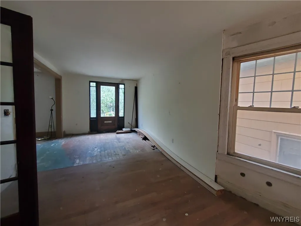 344 Richmond Avenue, Buffalo, New York 14222, Buffalo, New York 14222, 6 Bedrooms Bedrooms, 10 Rooms Rooms,2 BathroomsBathrooms,Residential,For Sale,344 Richmond Avenue, Buffalo, New York 14222,0,B1641878