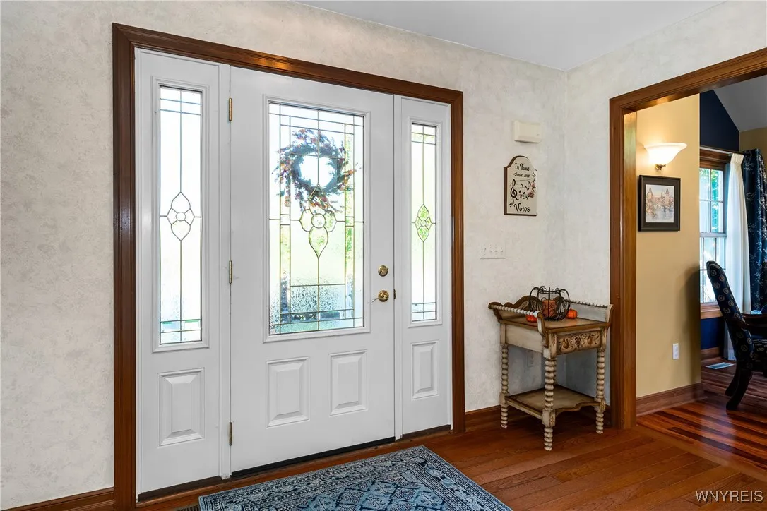 5973 Lakecrest Drive, Hamburg, New York 14085, Hamburg, New York 14085, 4 Bedrooms Bedrooms, 8 Rooms Rooms,2 BathroomsBathrooms,Residential,For Sale,5973 Lakecrest Drive, Hamburg, New York 14085,0,B1641615