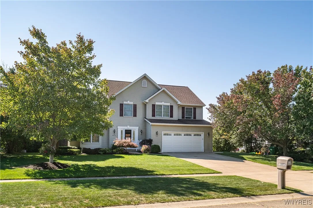 5973 Lakecrest Drive, Hamburg, New York 14085, Hamburg, New York 14085, 4 Bedrooms Bedrooms, 8 Rooms Rooms,2 BathroomsBathrooms,Residential,Closed,5973 Lakecrest Drive, Hamburg, New York 14085,0,B1641615