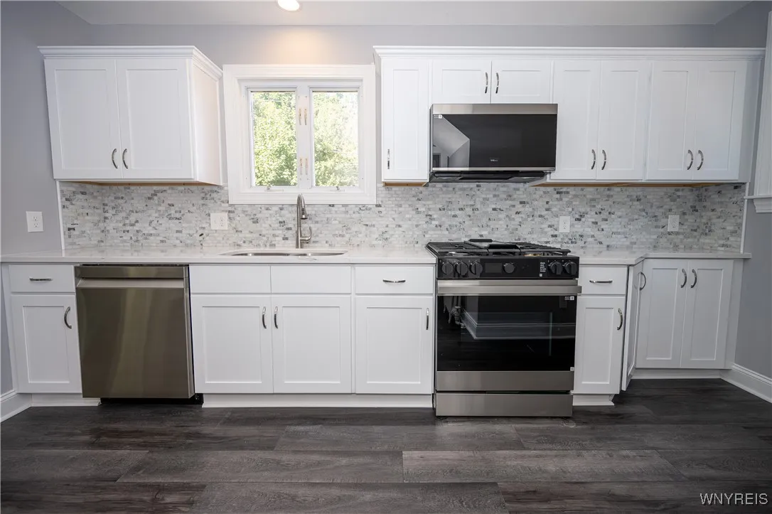 48 Danbury Lane, Tonawanda, New York 14217, Tonawanda, New York 14217, 3 Bedrooms Bedrooms, 6 Rooms Rooms,1 BathroomBathrooms,Residential,Closed,48 Danbury Lane, Tonawanda, New York 14217,0,B1641447