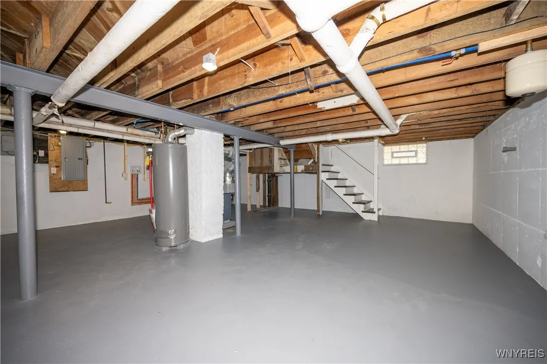 48 Danbury Lane, Tonawanda, New York 14217, Tonawanda, New York 14217, 3 Bedrooms Bedrooms, 6 Rooms Rooms,1 BathroomBathrooms,Residential,Closed,48 Danbury Lane, Tonawanda, New York 14217,0,B1641447