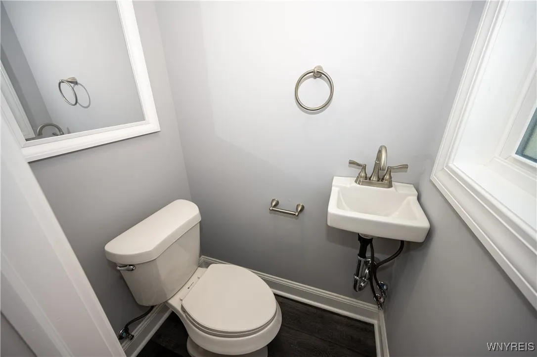 48 Danbury Lane, Tonawanda, New York 14217, Tonawanda, New York 14217, 3 Bedrooms Bedrooms, 6 Rooms Rooms,1 BathroomBathrooms,Residential,Closed,48 Danbury Lane, Tonawanda, New York 14217,0,B1641447