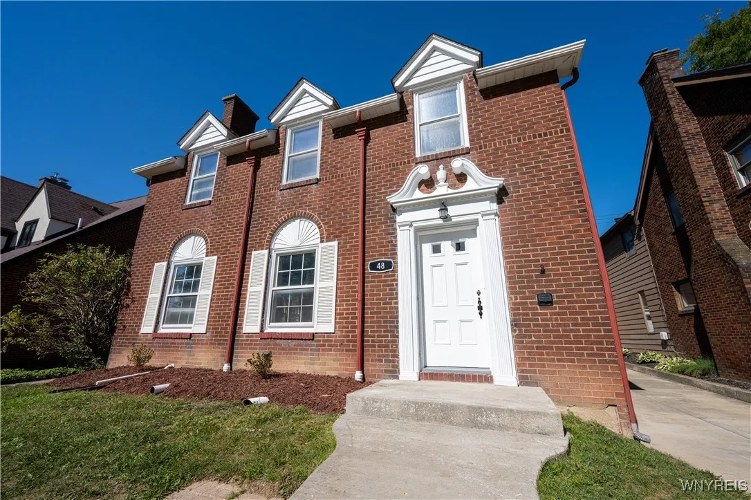 48 Danbury Lane, Tonawanda, New York 14217, Tonawanda, New York 14217, 3 Bedrooms Bedrooms, 6 Rooms Rooms,1 BathroomBathrooms,Residential,Closed,48 Danbury Lane, Tonawanda, New York 14217,0,B1641447