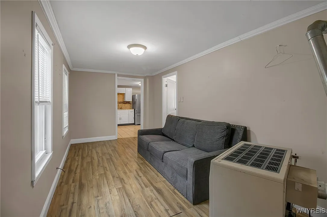 80 Peter Street, Buffalo, New York 14207, Buffalo, New York 14207, 5 Bedrooms Bedrooms, ,2 BathroomsBathrooms,Residential,For Sale,80 Peter Street, Buffalo, New York 14207,0,B1641451