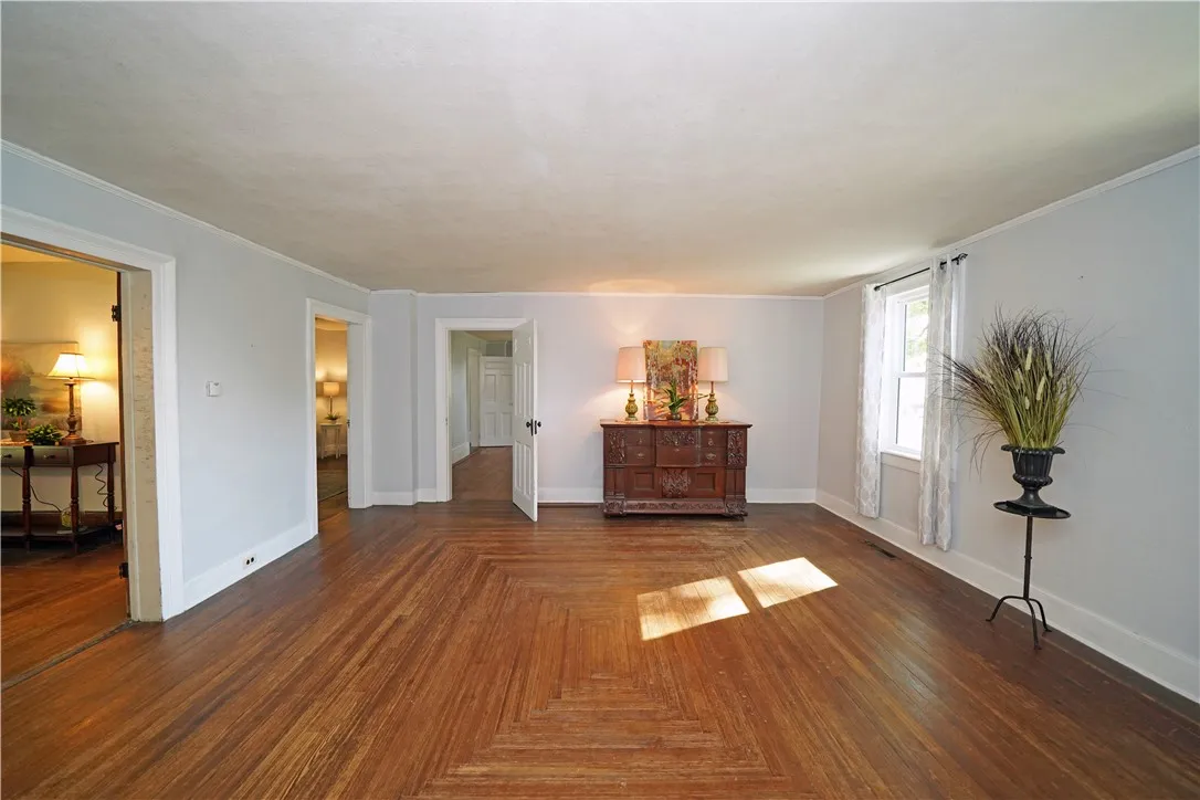 93 Prospect Hill Road, Horseheads, New York 14845, Horseheads, New York 14845, 4 Bedrooms Bedrooms, 8 Rooms Rooms,1 BathroomBathrooms,Residential,Closed,93 Prospect Hill Road, Horseheads, New York 14845,0,R1641969