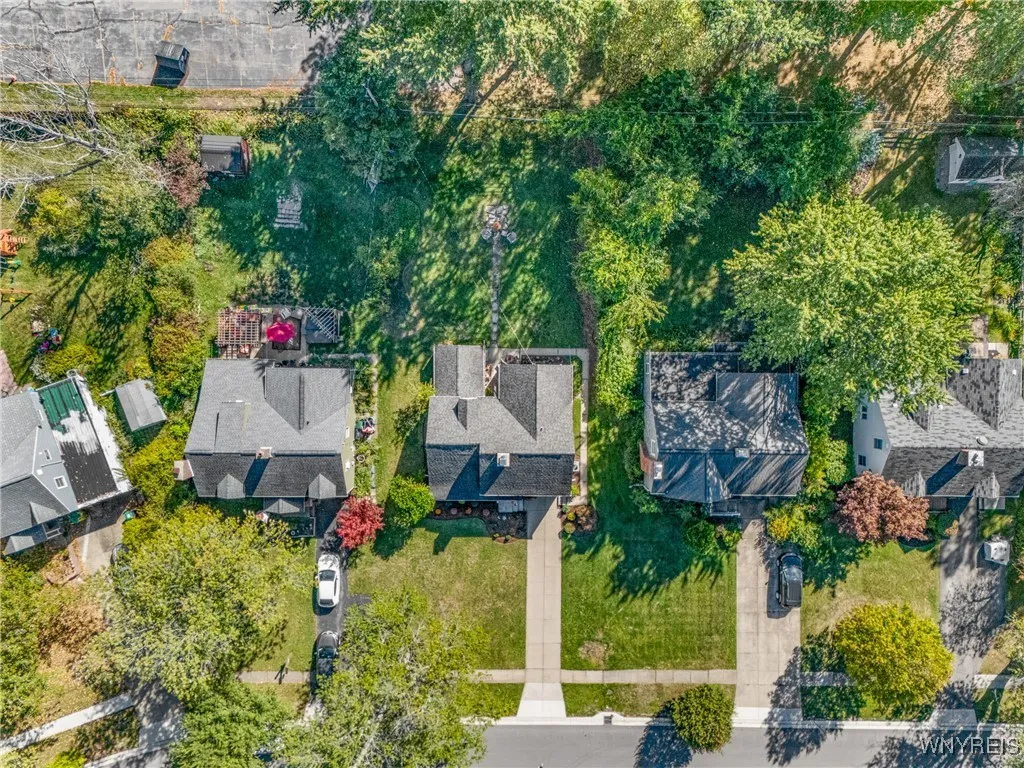 40 Morningside Lane, Amherst, New York 14221, Amherst, New York 14221, 3 Bedrooms Bedrooms, 8 Rooms Rooms,1 BathroomBathrooms,Residential,For Sale,40 Morningside Lane, Amherst, New York 14221,0,B1641563