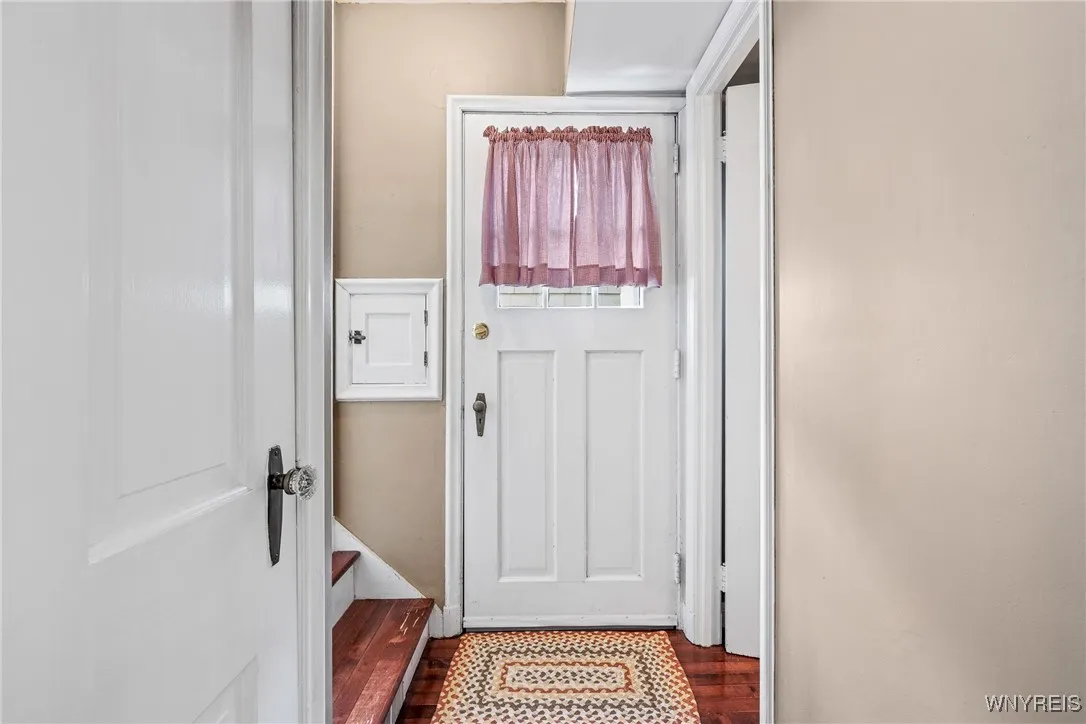 40 Morningside Lane, Amherst, New York 14221, Amherst, New York 14221, 3 Bedrooms Bedrooms, 8 Rooms Rooms,1 BathroomBathrooms,Residential,For Sale,40 Morningside Lane, Amherst, New York 14221,0,B1641563