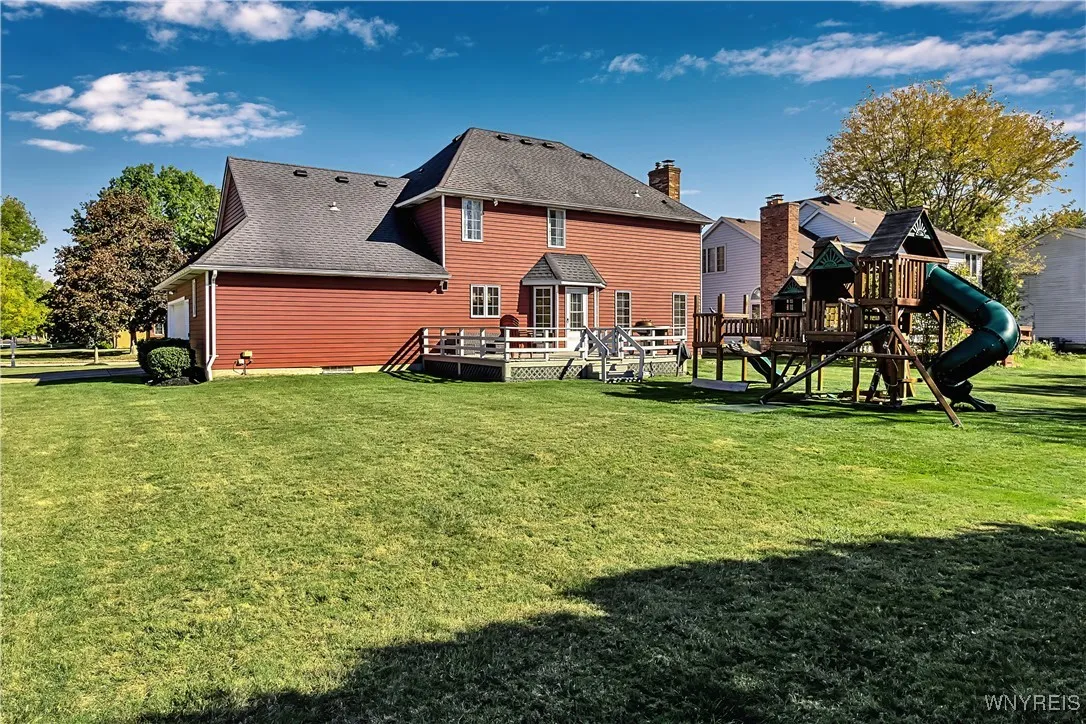 3 Topaz Court, Amherst, New York 14051, Amherst, New York 14051, 3 Bedrooms Bedrooms, 8 Rooms Rooms,2 BathroomsBathrooms,Residential,For Sale,3 Topaz Court, Amherst, New York 14051,0,B1641994