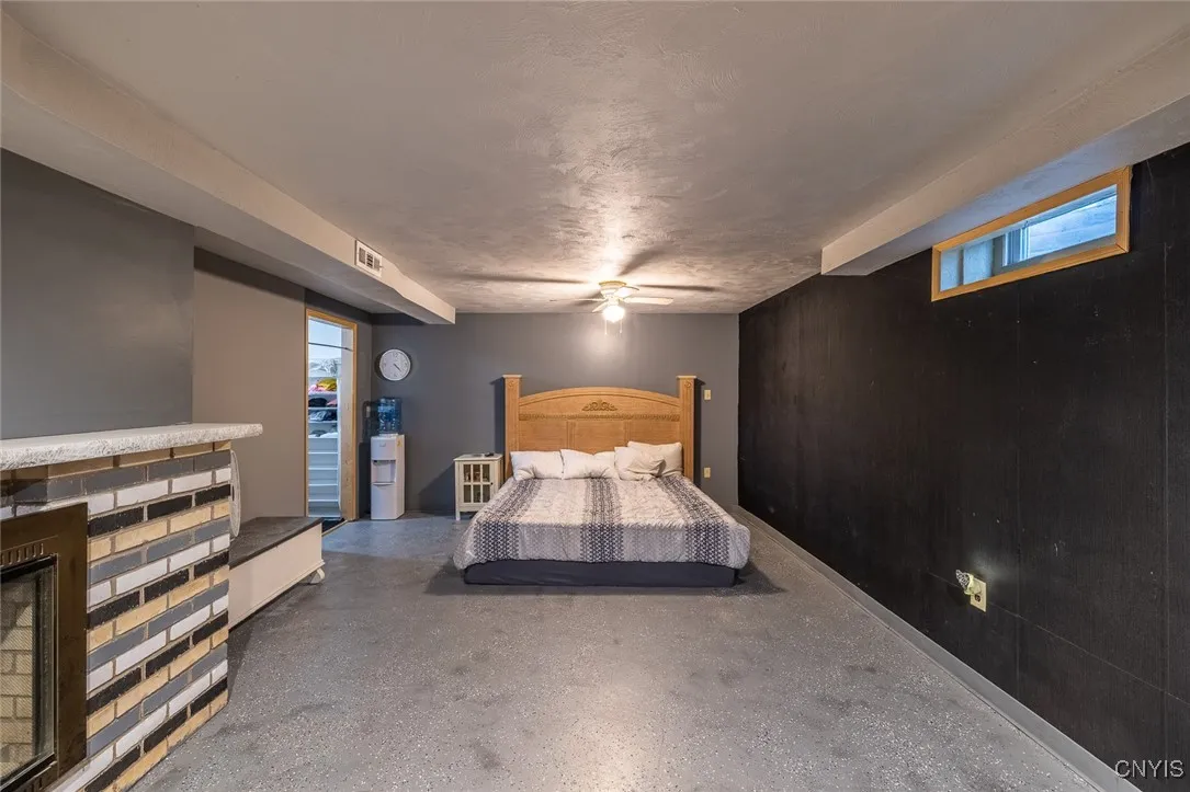 201 Wilshire Road, Geddes, New York 13209, Geddes, New York 13209, 5 Bedrooms Bedrooms, 6 Rooms Rooms,2 BathroomsBathrooms,Residential,For Sale,201 Wilshire Road, Geddes, New York 13209,0,S1641141