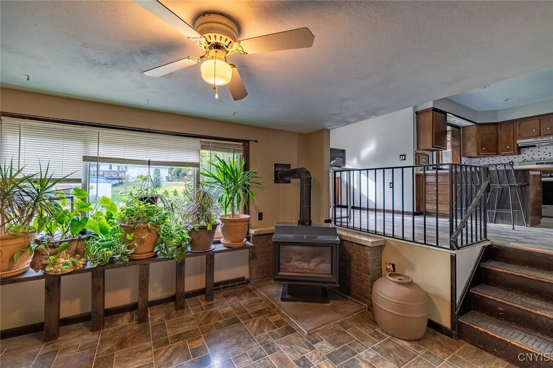 201 Wilshire Road, Geddes, New York 13209, Geddes, New York 13209, 5 Bedrooms Bedrooms, 6 Rooms Rooms,2 BathroomsBathrooms,Residential,For Sale,201 Wilshire Road, Geddes, New York 13209,0,S1641141