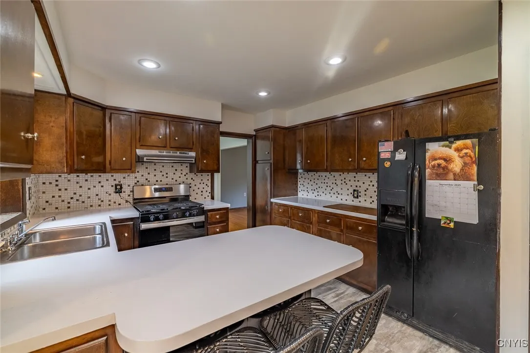201 Wilshire Road, Geddes, New York 13209, Geddes, New York 13209, 5 Bedrooms Bedrooms, 6 Rooms Rooms,2 BathroomsBathrooms,Residential,For Sale,201 Wilshire Road, Geddes, New York 13209,0,S1641141