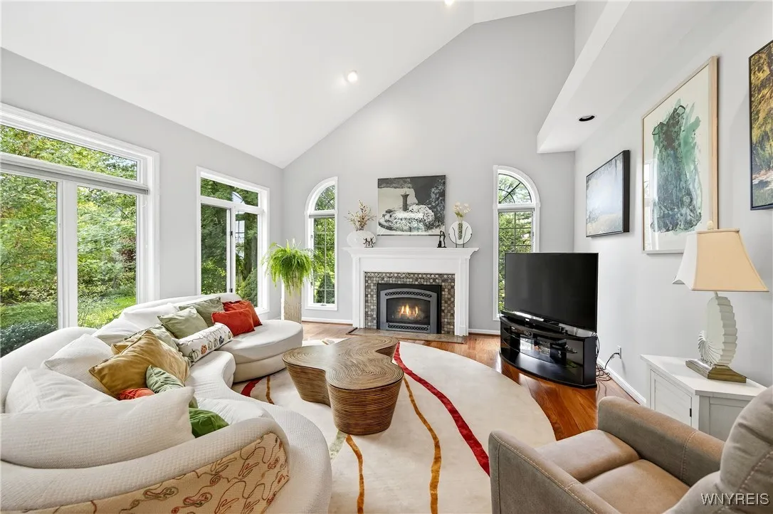 6286 Everwood Court South, Clarence, New York 1405, Clarence, New York 14051, 4 Bedrooms Bedrooms, 10 Rooms Rooms,2 BathroomsBathrooms,Residential,Closed,6286 Everwood Court South, Clarence, New York 1405,0,B1641823