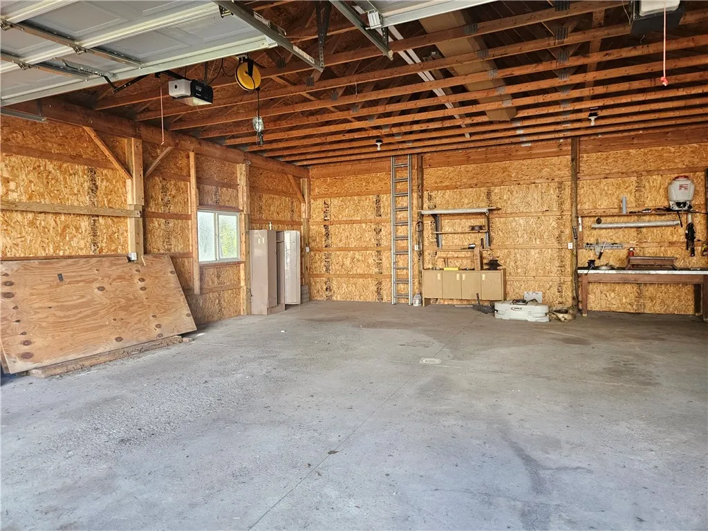 6165 State Route 5 And 20, Canandaigua Town, New Y, Canandaigua Town, New York 14424, 3 Bedrooms Bedrooms, 7 Rooms Rooms,1 BathroomBathrooms,Residential,Closed,6165 State Route 5 And 20, Canandaigua Town, New Y,0,R1641017