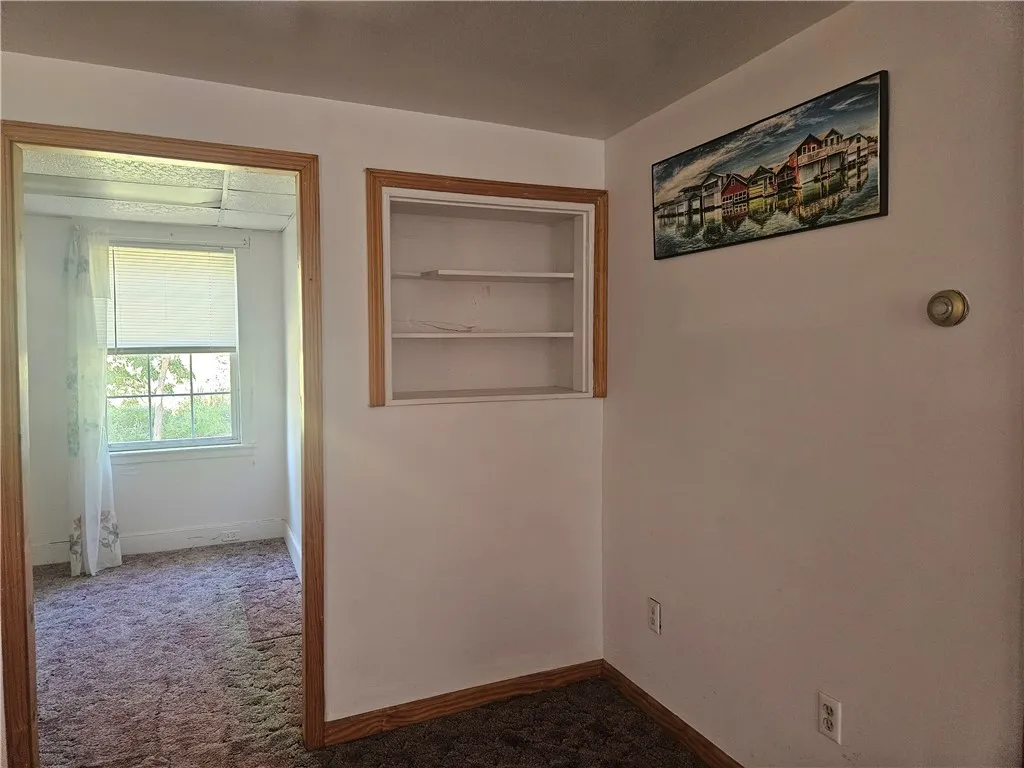 6165 State Route 5 And 20, Canandaigua Town, New Y, Canandaigua Town, New York 14424, 3 Bedrooms Bedrooms, 7 Rooms Rooms,1 BathroomBathrooms,Residential,Closed,6165 State Route 5 And 20, Canandaigua Town, New Y,0,R1641017