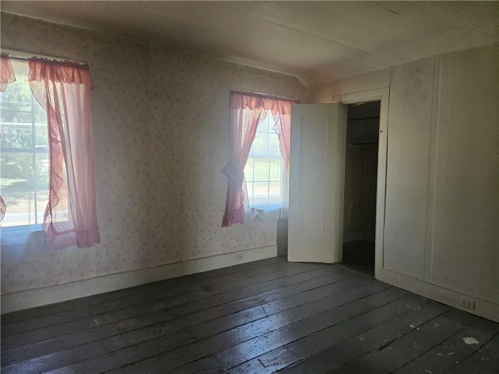 6165 State Route 5 And 20, Canandaigua Town, New Y, Canandaigua Town, New York 14424, 3 Bedrooms Bedrooms, 7 Rooms Rooms,1 BathroomBathrooms,Residential,Closed,6165 State Route 5 And 20, Canandaigua Town, New Y,0,R1641017