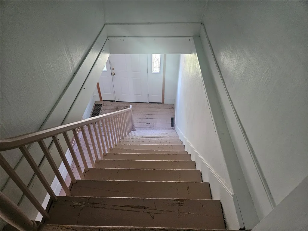 6165 State Route 5 And 20, Canandaigua Town, New Y, Canandaigua Town, New York 14424, 3 Bedrooms Bedrooms, 7 Rooms Rooms,1 BathroomBathrooms,Residential,Closed,6165 State Route 5 And 20, Canandaigua Town, New Y,0,R1641017
