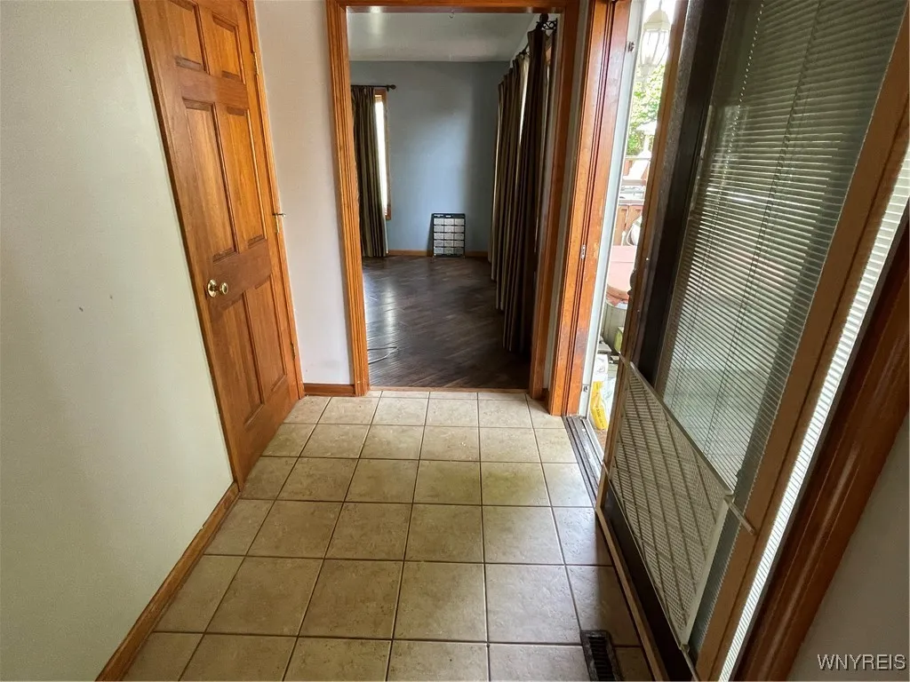 44 Chapel Ave Avenue, Cheektowaga, New York 14225, Cheektowaga, New York 14225, 3 Bedrooms Bedrooms, 7 Rooms Rooms,2 BathroomsBathrooms,Residential,For Sale,44 Chapel Ave Avenue, Cheektowaga, New York 14225,0,B1642064