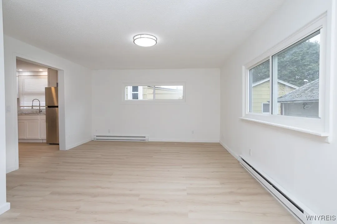 109 6th Avenue, North Tonawanda, New York 14120, North Tonawanda, New York 14120, 3 Bedrooms Bedrooms, 6 Rooms Rooms,1 BathroomBathrooms,Residential Lease,For Rent,109 6th Avenue, North Tonawanda, New York 14120,0,B1641002