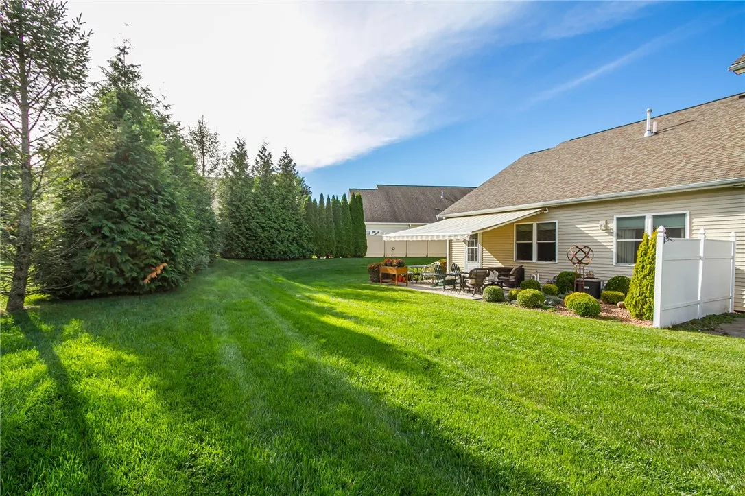 24 Silverwood Circle, East Rochester, New York 144, East Rochester, New York 14445, 3 Bedrooms Bedrooms, 7 Rooms Rooms,2 BathroomsBathrooms,Residential,Closed,24 Silverwood Circle, East Rochester, New York 144,0,R1641581