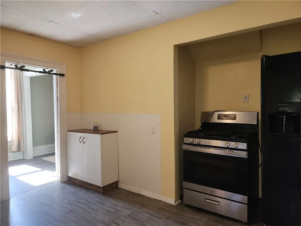 19 South Street, Edmeston, New York 13335, Edmeston, New York 13335, 1 Bedroom Bedrooms, 4 Rooms Rooms,1 BathroomBathrooms,Residential Lease,Closed,19 South Street, Edmeston, New York 13335,0,R1641151