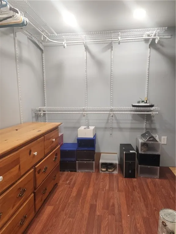 19 South Street, Edmeston, New York 13335, Edmeston, New York 13335, 1 Bedroom Bedrooms, 4 Rooms Rooms,1 BathroomBathrooms,Residential Lease,Closed,19 South Street, Edmeston, New York 13335,0,R1641151