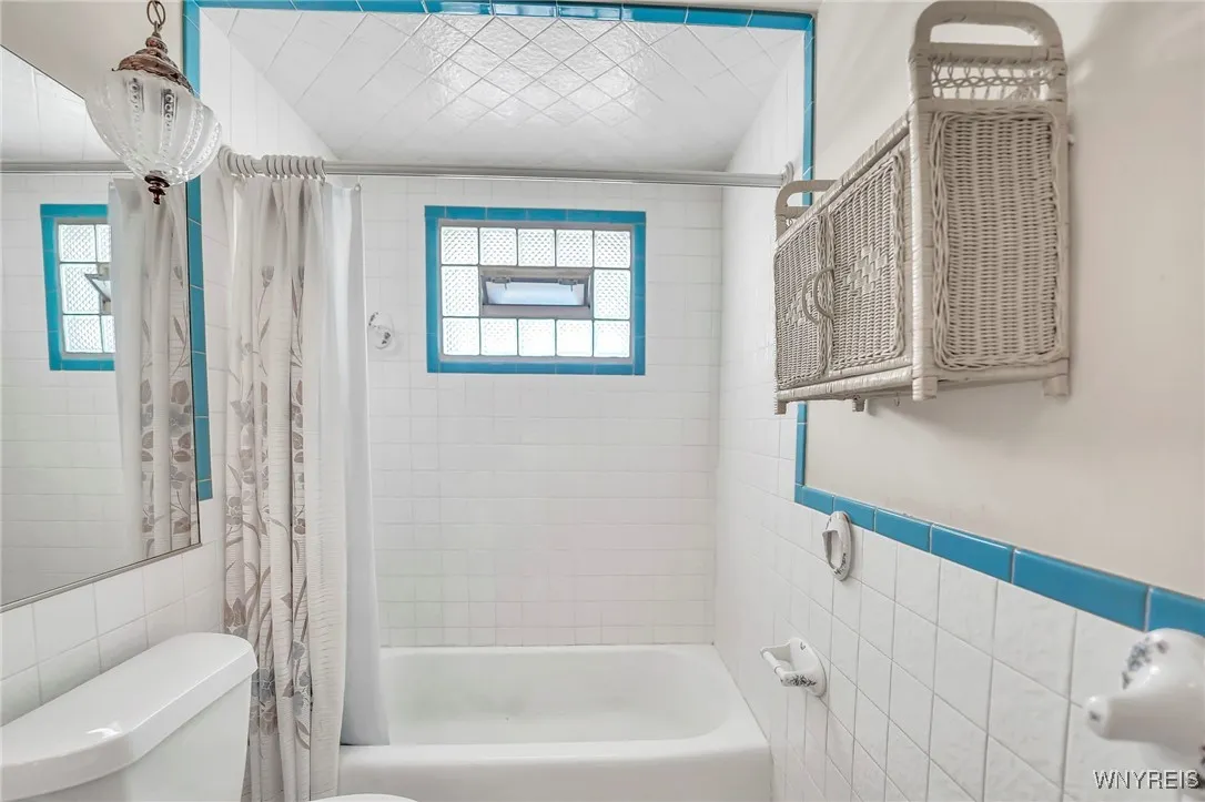 424 Weimar Street, Buffalo, New York 14206, Buffalo, New York 14206, 2 Bedrooms Bedrooms, 5 Rooms Rooms,1 BathroomBathrooms,Residential,For Sale,424 Weimar Street, Buffalo, New York 14206,0,B1641794